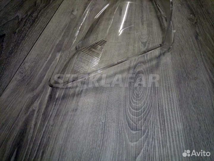 Стекло фары Honda Accord USA 7 USA (2002-2007) (П