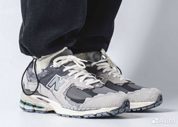 Кроссовки new balance 2002r