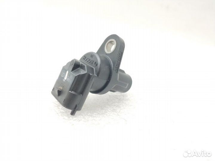 Датчик положения распредвала Mercedes-Benz S-Class