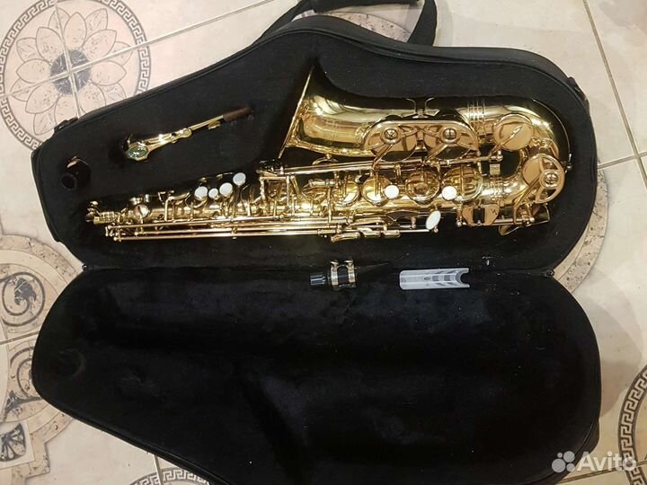 Саксофон альт