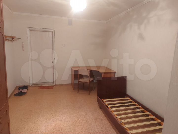 Комната 17 м² в 1-к., 1/5 эт.