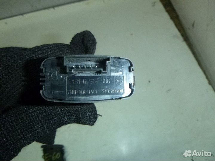 Кнопка аварийной сигнализации BMW E60/E61 2003