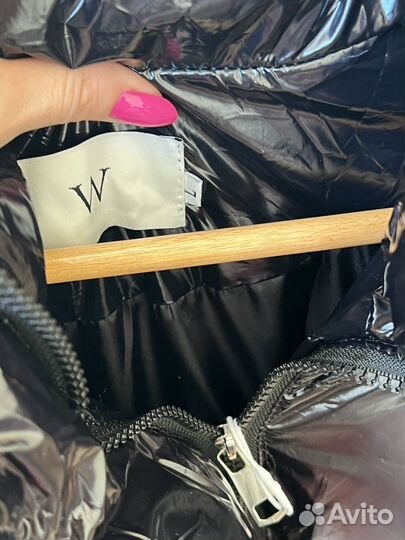 Куртка лаковая женская