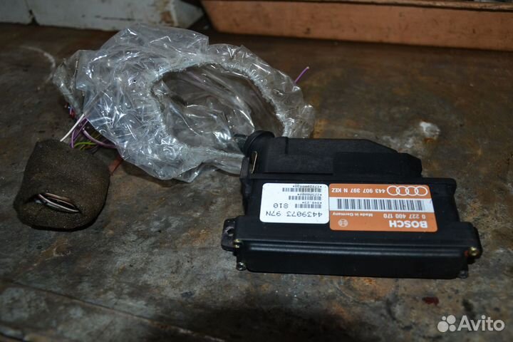 Блок управления двигателя ECU Ауди 100 1985г 2.2л