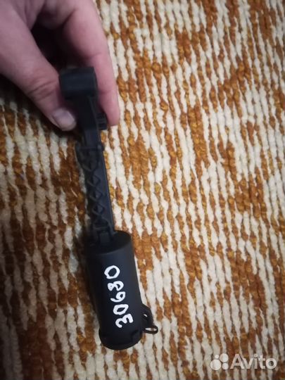 Демпфер крышки бардачка w140