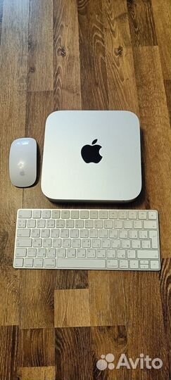 Apple mac mini 2014 + клавиатура+ мышь