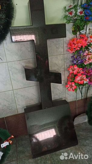 Венки, цветы. Изготовление памятников, оградок