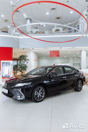 Toyota Camry 2.5 AT, 2023