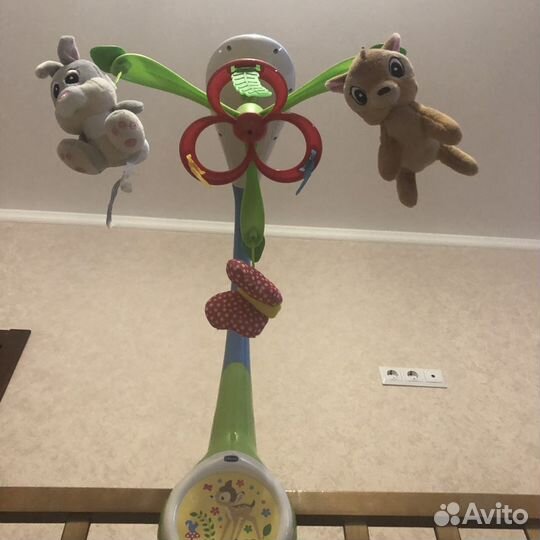 Электронный мобиль Chicco