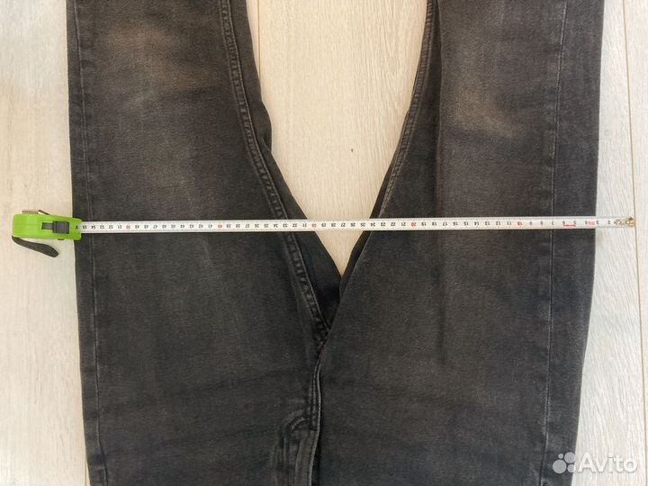 Джинсы Ostin M