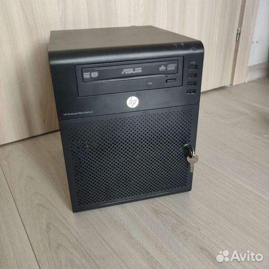 HP Proliant MicroServer gen7 N40L (hstns-5151)