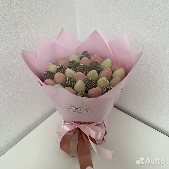 Клубничный букет S (450-500 грамм)