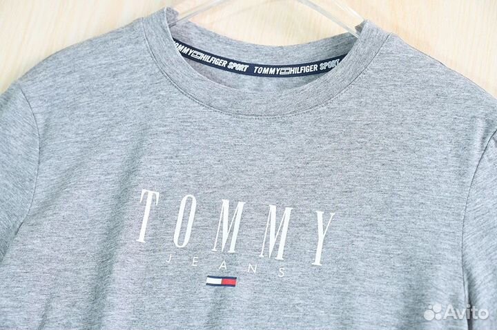 Футболка tommy hilfiger женская М