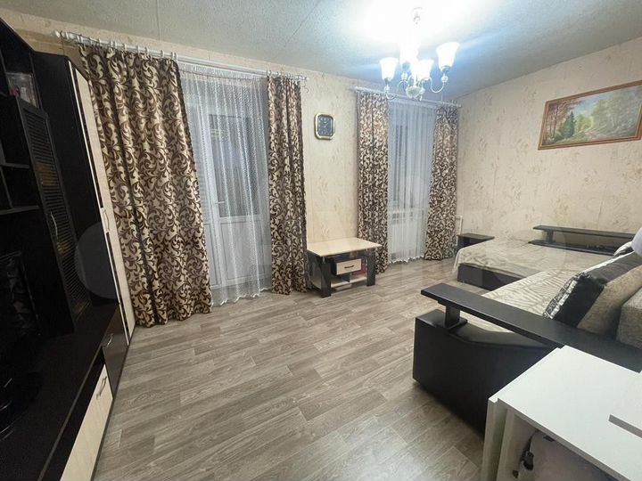 2-к. квартира, 40 м², 4/9 эт.