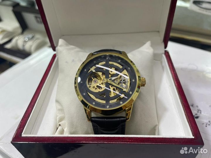 Часы мужские механические с автоподзаводом