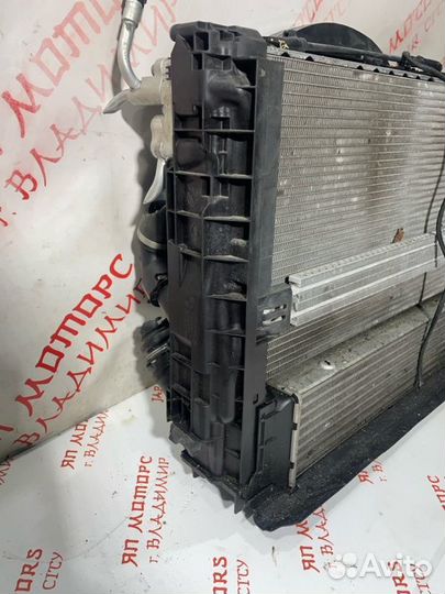 Кассета радиаторов Bmw X1 N20B20A 2012