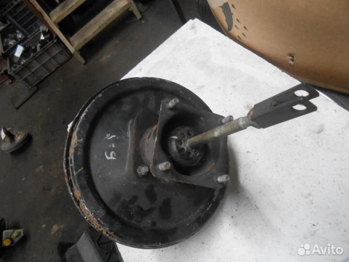 Усилитель тормозов вакуумный BMW 5-Series/M5