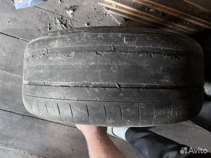 Michelin Pilot Sport 235/40 R19 и 265/40 R19