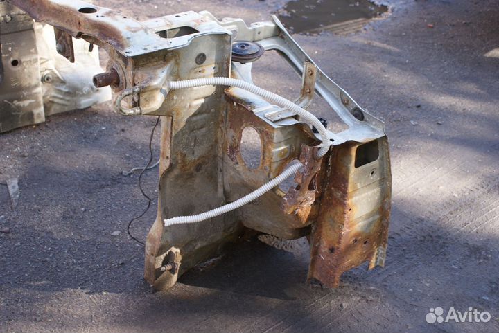 Передняя часть кузова Hyundai Santa FE