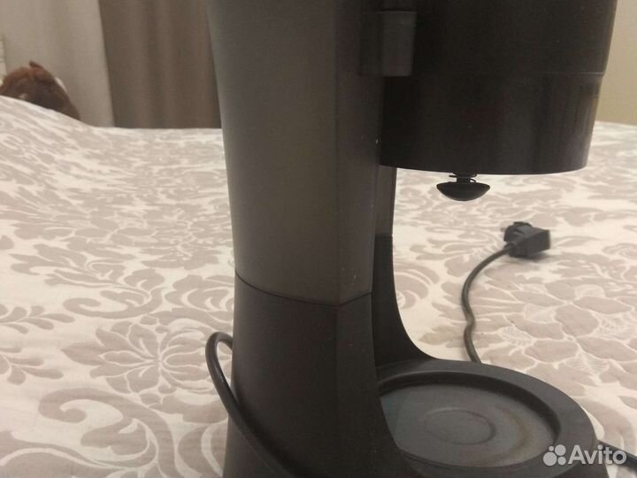 Кофеварка Maxwell mw-1650вк