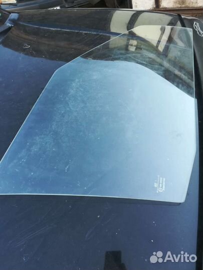 Стекло боковое 2141