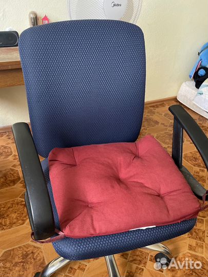 Стул офисный/компьютерный