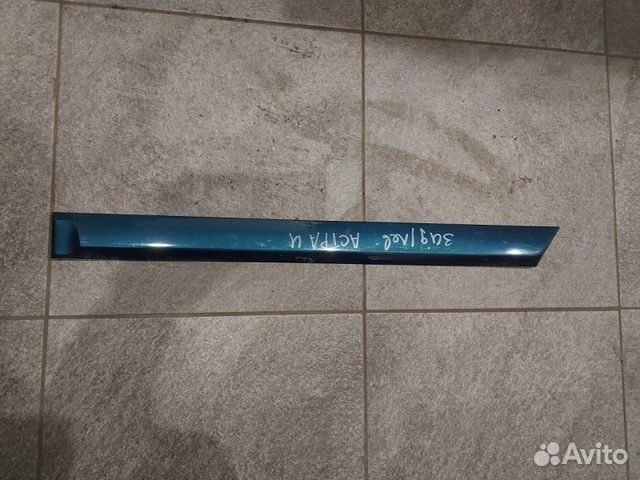 Молдинг двери Opel Astra H