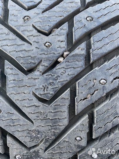 Nokian Tyres Hakkapeliitta 8 SUV 275/45 R21