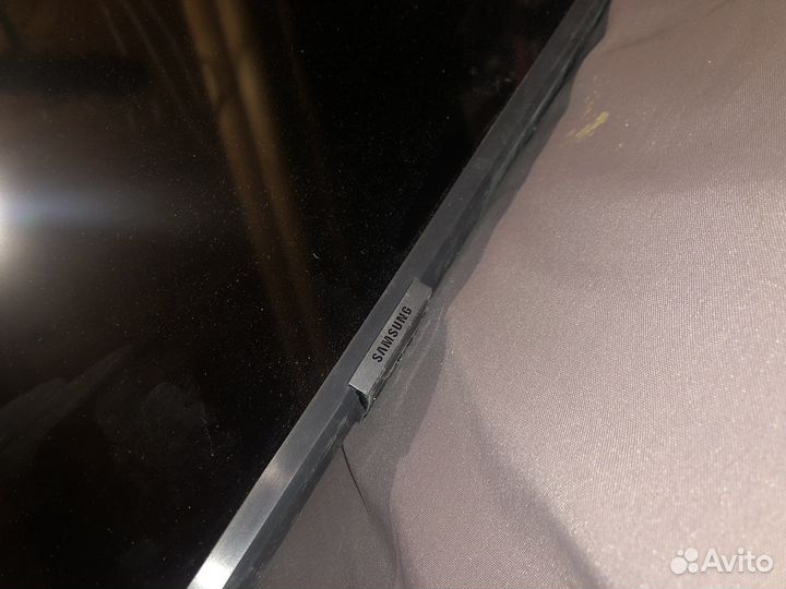 Samsung ue50au7170u