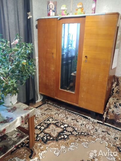Тумба под телевизор