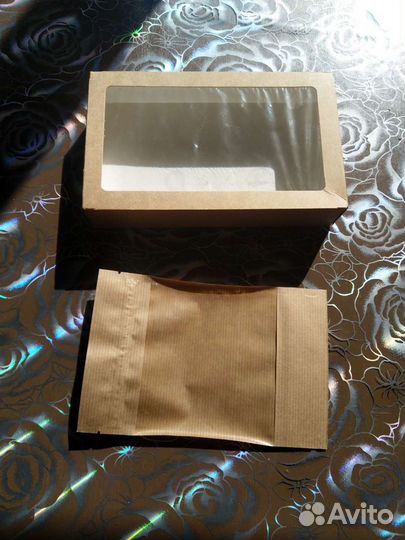 Крафт коробки с окошком