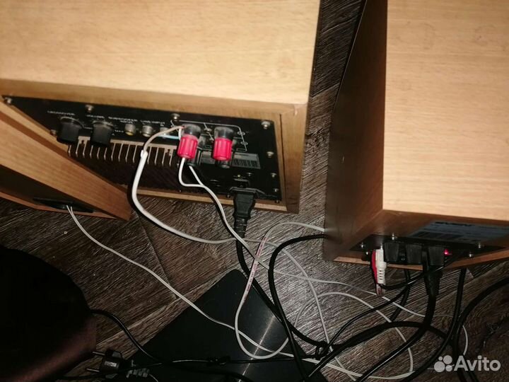 Акустические колонки