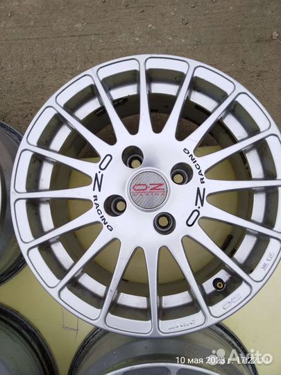 OZ Racing Superturismo r15 4x108