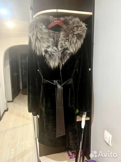 Шуба мутоновая с капюшоном