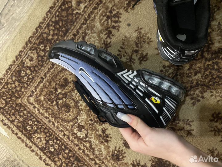 Nike Air Max Plus 3 Hyper