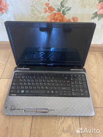 Ноутбук Toshiba satellite