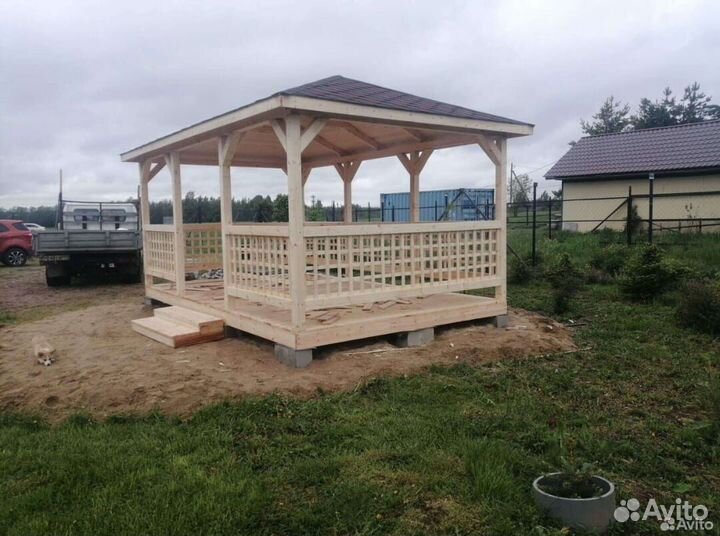 Беседка дачная