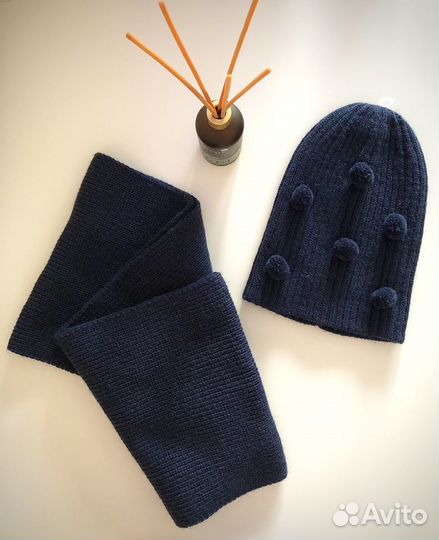 Шапка и снуд Button Blue