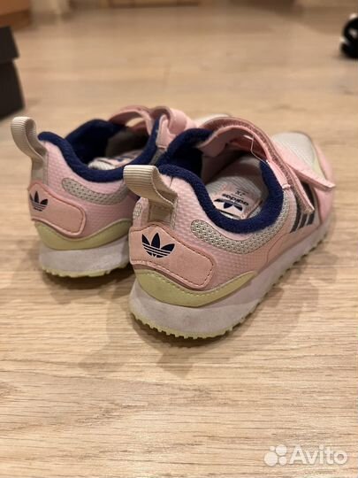 Кроссовки Adidas оригинал