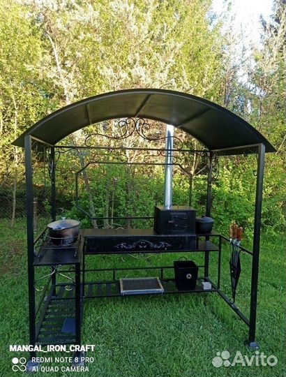 Беседка с мангалом