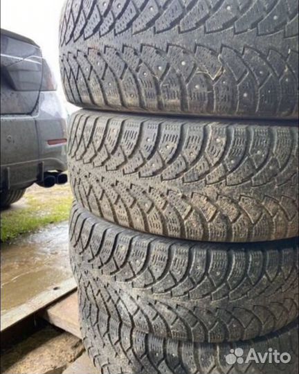 Nokian Tyres Hakkapeliitta 4 205/60 R16