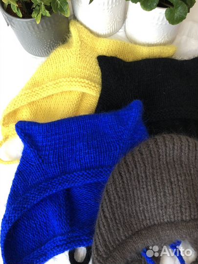 Шапка-чепчик вязанный женский