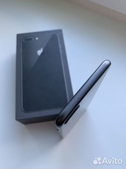 iPhone 8 Plus, 256 ГБ