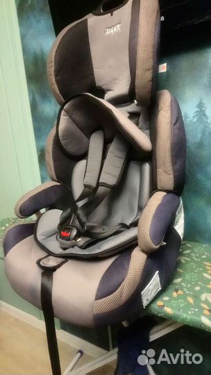 Автомобильное кресло для веса 9-36 кг