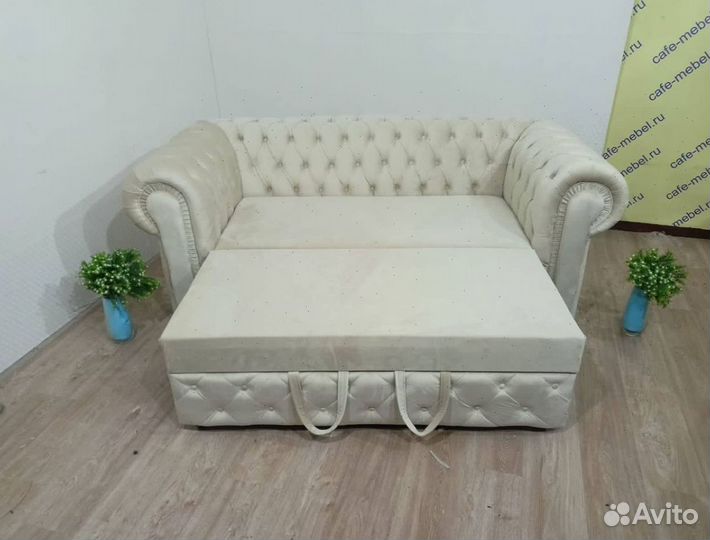 Диван для дома и дачи раскладной