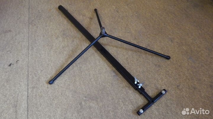 Штатив для прожектора