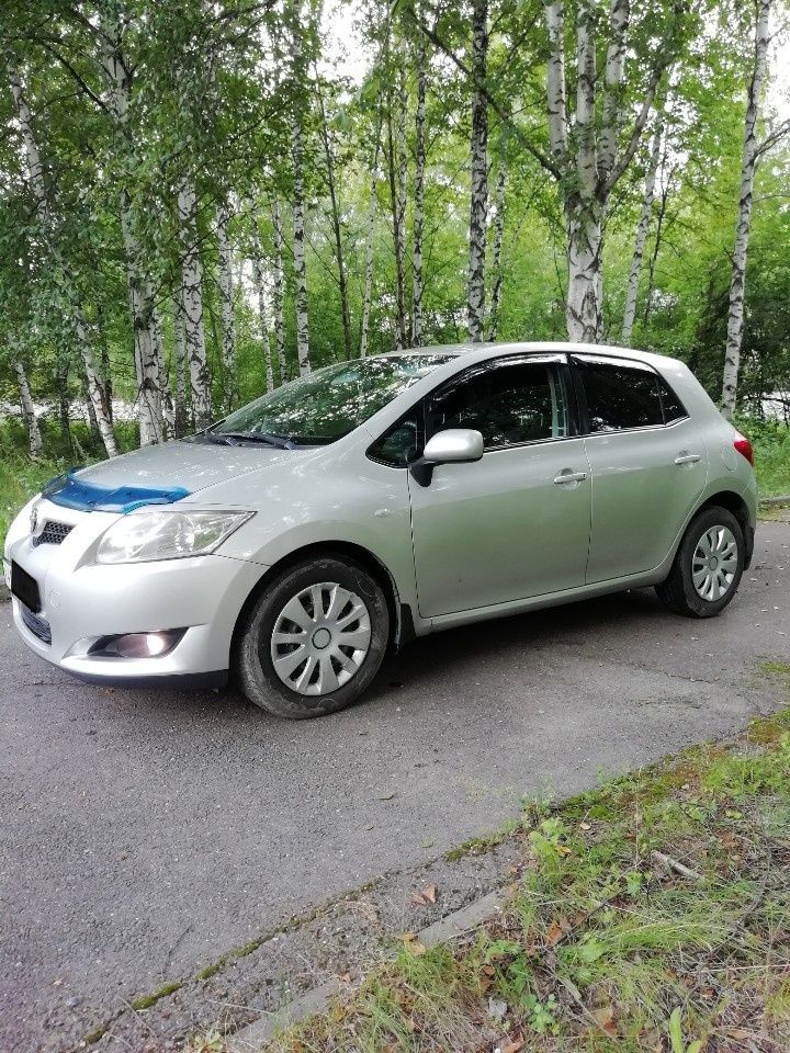 Toyota Auris: фото владельца