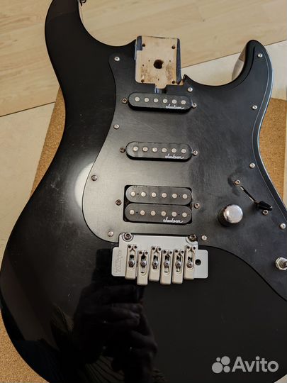 Обслуживание акку-ческих и электро гитар с выездом