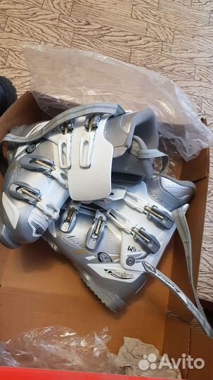 Горнолыжные ботинки