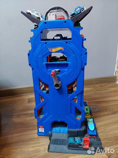 Парковка гараж хот вилс